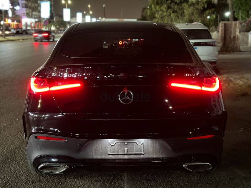 Mercedes Benz GLC300 AMG COUPE 2024 3