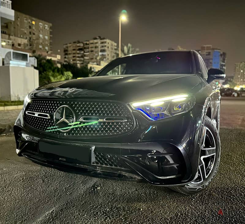 Mercedes Benz GLC300 AMG COUPE 2024 5