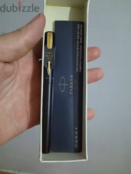 قلم باركر حبر لم يستخدم 
Parker Frontier Matte Black Gold Nib GT 3