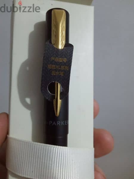 قلم باركر حبر لم يستخدم 
Parker Frontier Matte Black Gold Nib GT 10