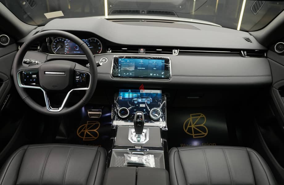 Range Rover Evoque (MTI) Wakeel 2023 zero 3