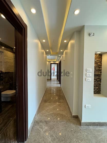 Apartment for sale, 3 rooms, fully finished, in a residential compound, immediate receipt 6