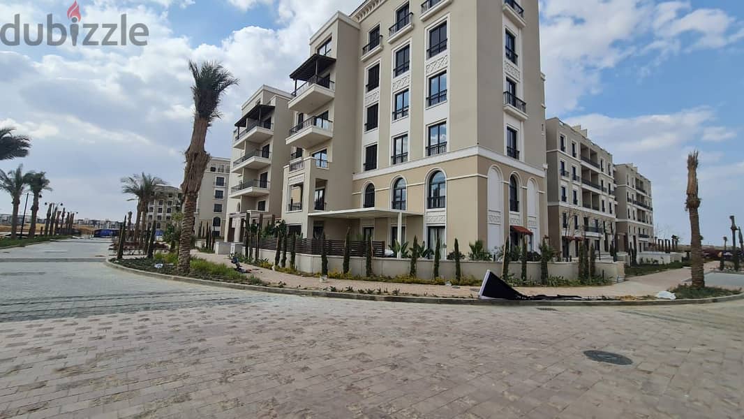Apartment for sale in Village West, immediate receipt, 164 sqm, finished, with air conditioners, 3 rooms and 3 bathrooms 3