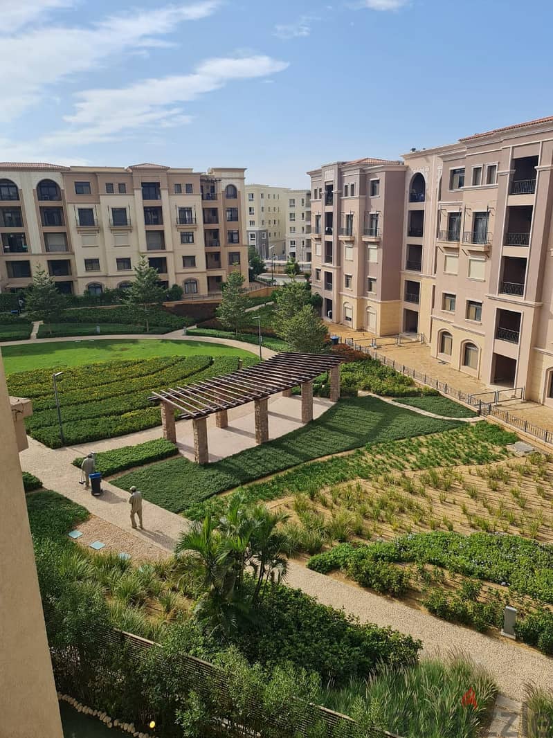 Apartment 190M super lux finishing prime location Mivida - Emaar - New Cairo ميفيدا 2