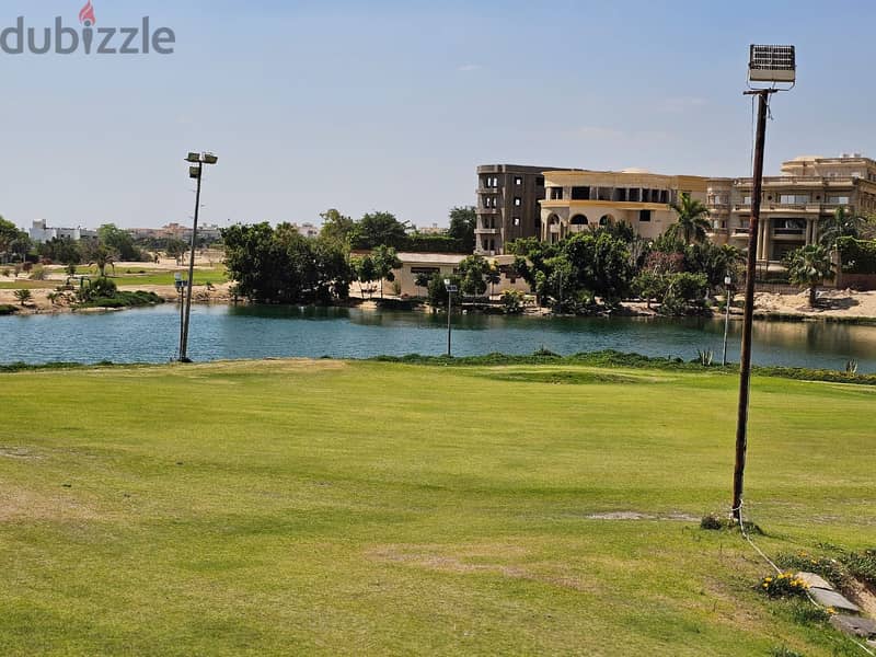 Apartment with garden, 150 sqm, corner with a direct view on the golf course, with a down payment of only 1,824,000 and immediate delivery in Obour Ci 4