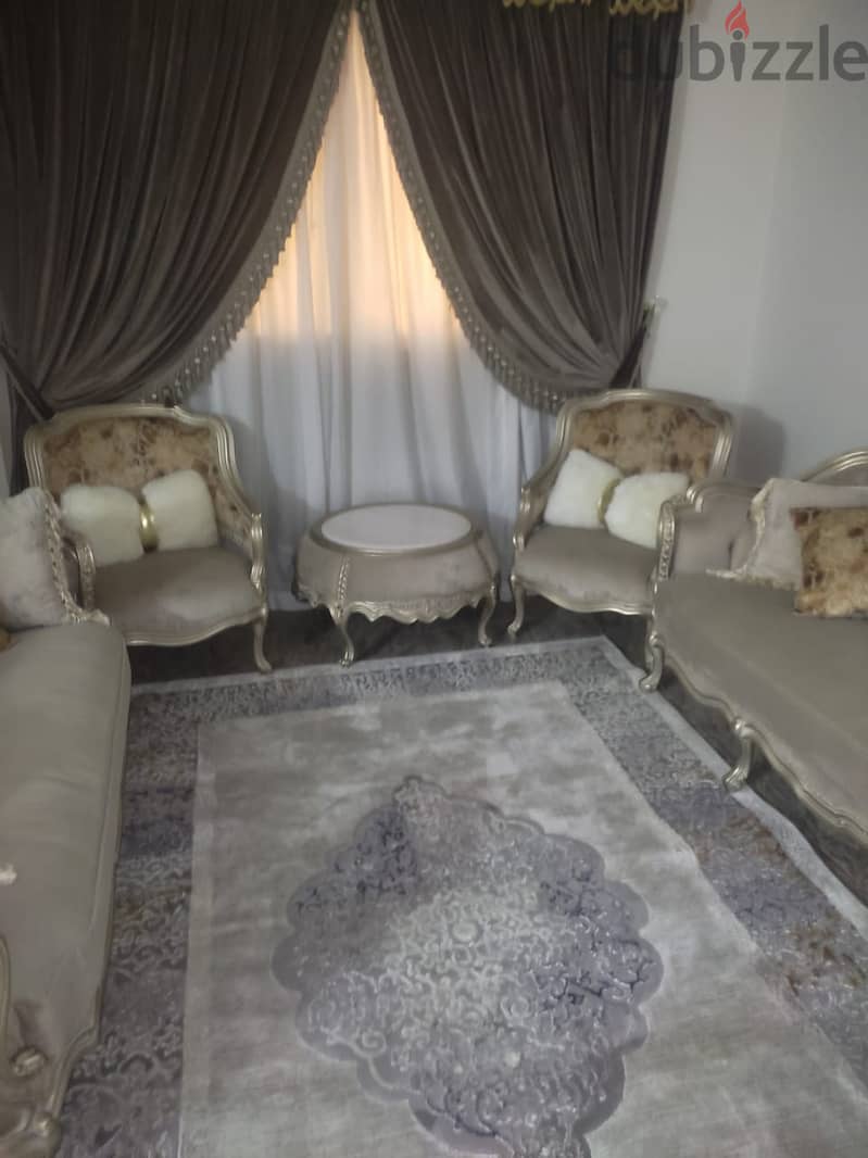 apartment 210m for sale fully finished in 3rd district villas new cairo 1