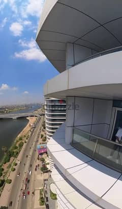شقة فندقية علي كورنيش النيل تحت ادارة فندق هيلتون بمقدم 20 مليون في المعادي