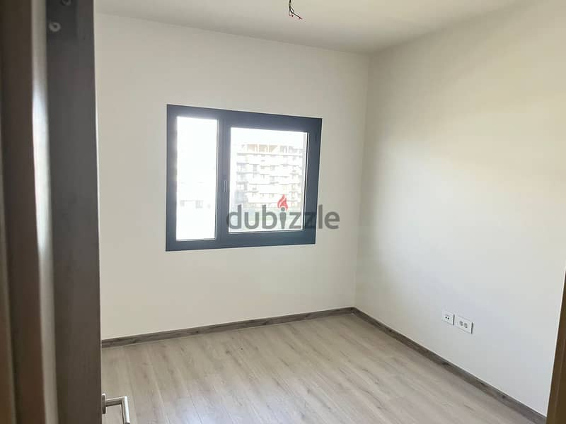 Apartment for sale in Al Burouj Compound, immediate receipt and finishing, area of ​​143 m, great location 2