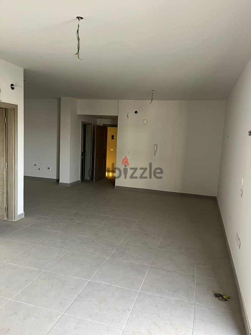 Apartment for sale in Al Burouj Compound, immediate receipt and finishing, area of ​​143 m, great location 4