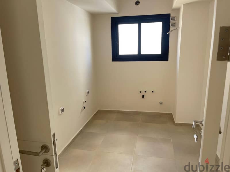 Apartment for sale finished  in Owestللبيع شقه متشطبه في اوويست 8