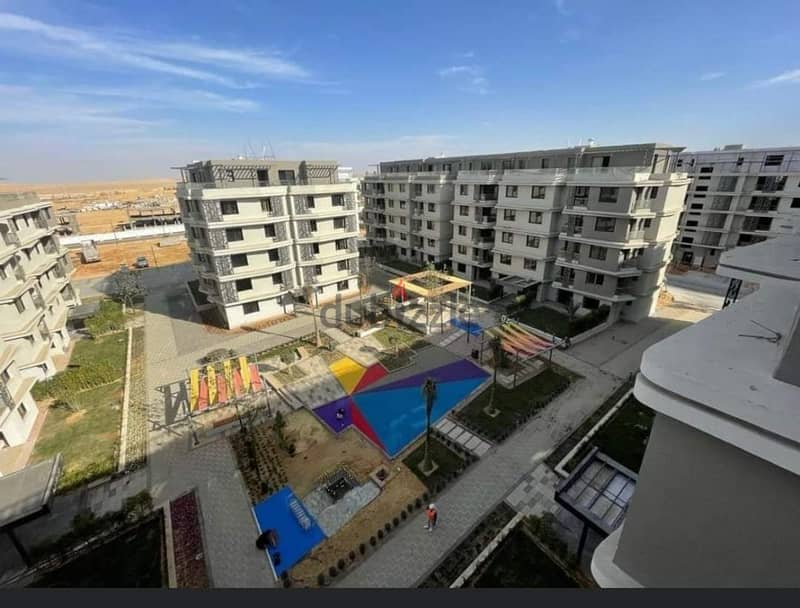 with garden Apartment for Sale in Badya شقة بحديقة  للبيع بالم هيلز 3