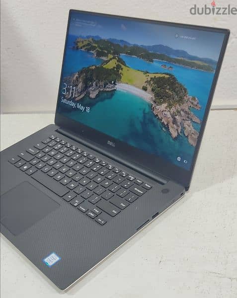 Dell XPS 9570 1