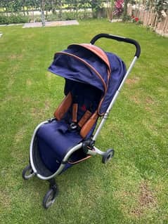 Stroller Mima Zigi used in excellent condition with rain cover