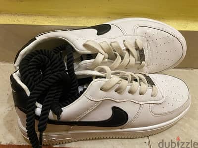 Nike air jordan كوتشي نايك - مقاس ٤٥