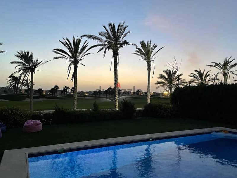 For sale Hacienda Bay (standalone villa) nautical  overlooking the golf and lake Building area: - 358 Land area 680 m includes: *- 4 bedrooms nanny' 10