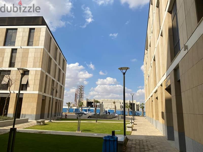 Clinic for sale in the heart of Sheikh Zayed in Sodic West, fully finished with air conditioning, installments over 5 yearsعيادة للبيع بقلب الشيخ زايد 1
