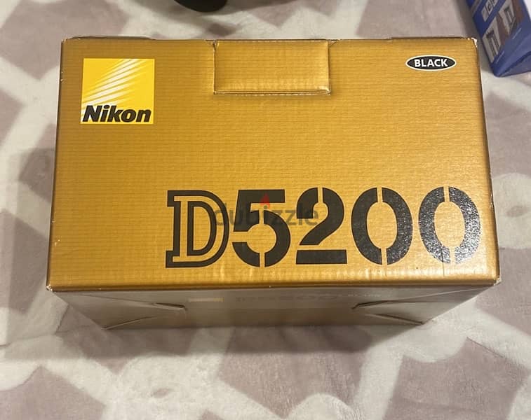 Nikon D5200 as new for sale 1