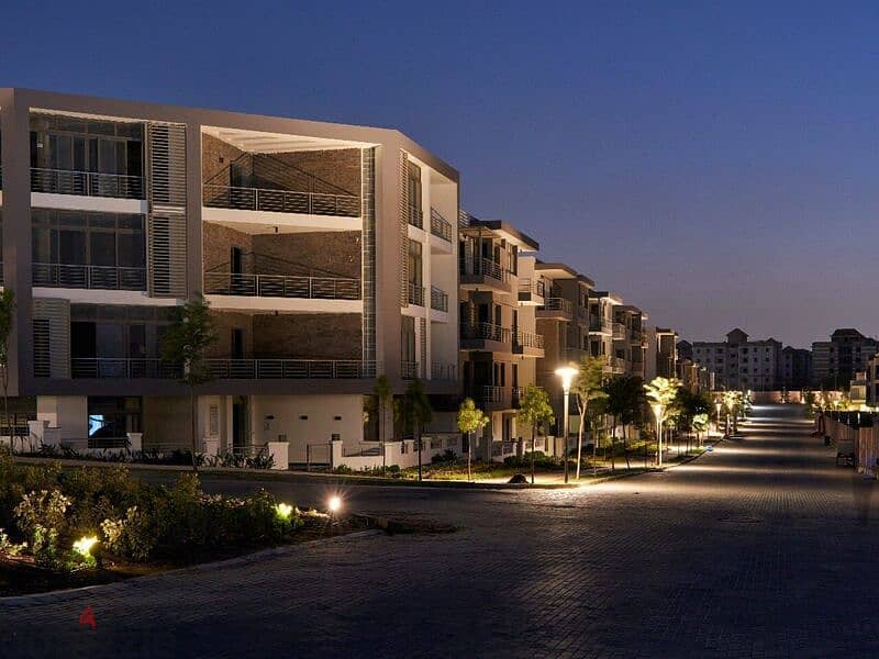 Apartment for sale in Taj city in suez road شقه لسرعة البيع ب تاچ ستي أمام فندق كمبنسكي 1