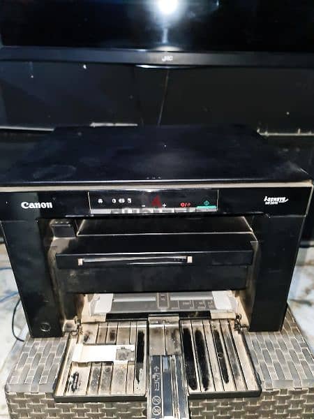 Canon LaserJet MF3010 Multifunction Computer Printer

Black 2