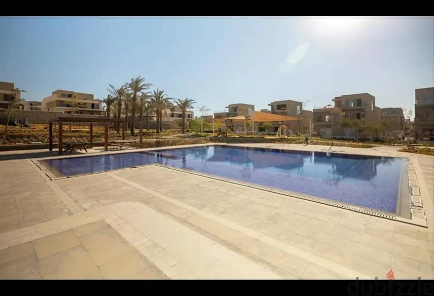 Townhouse 200m Open Roof with nanny's room [Palm Hills New Cairo] 1