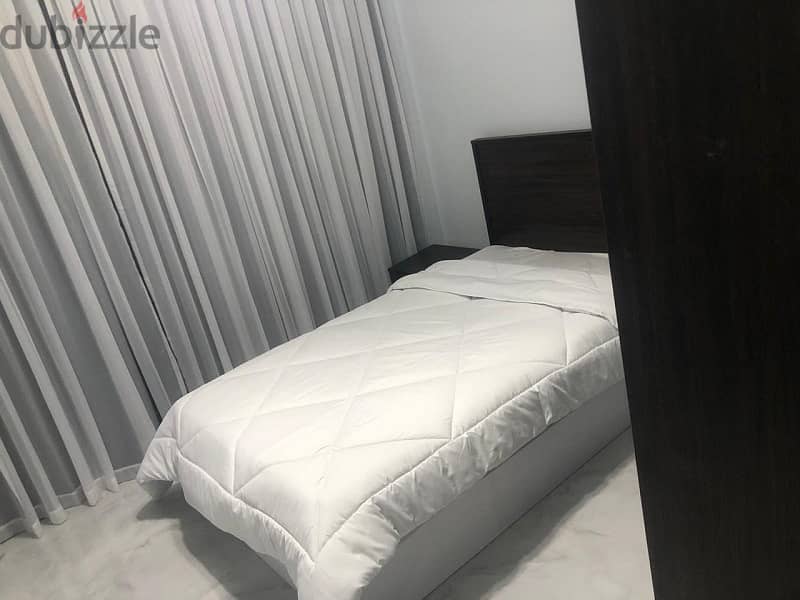 Azad ground floor apartment 150 meters with private garden, a 19
