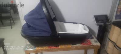 سرير سيارة للاطفال