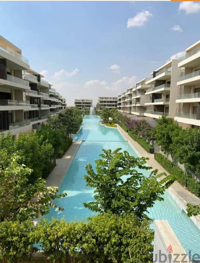 chic apartment 228m for sale in lake view residence compound شقة متشطبة للبيع فى ليك فيو ريزيدنس 1