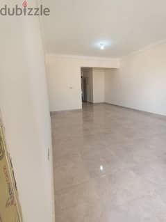 Apartment for sale in Jannat Zayed 2, area of ​​130 meters, third floor, elevator, 3 rooms and 2 bathrooms, down payment of 2,800,000, and the rest in