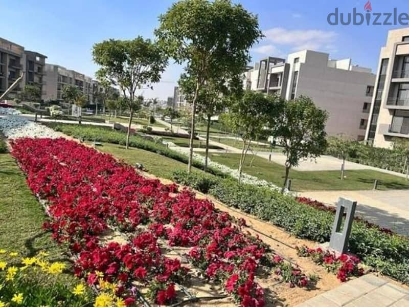 for sale penthouse 155 m with garden fully finished delivery after year in Almarasem fifth square 5