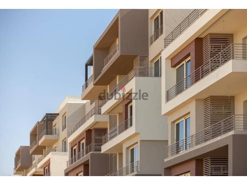 Apartment for sale 172 m fully finished bahary  direct on lagoon  in installments in palm hills new cairo 9