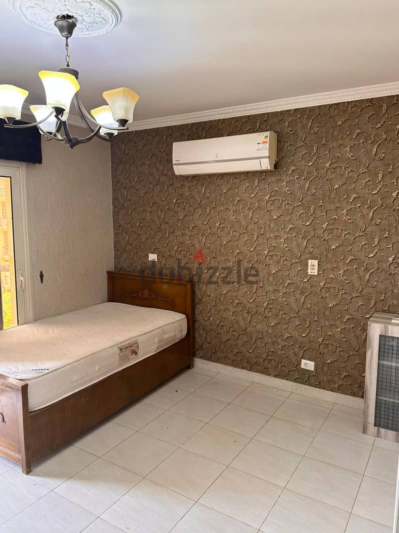 99 sqm apartment for sale at commercial price, square view, kitchen and air conditioners 8