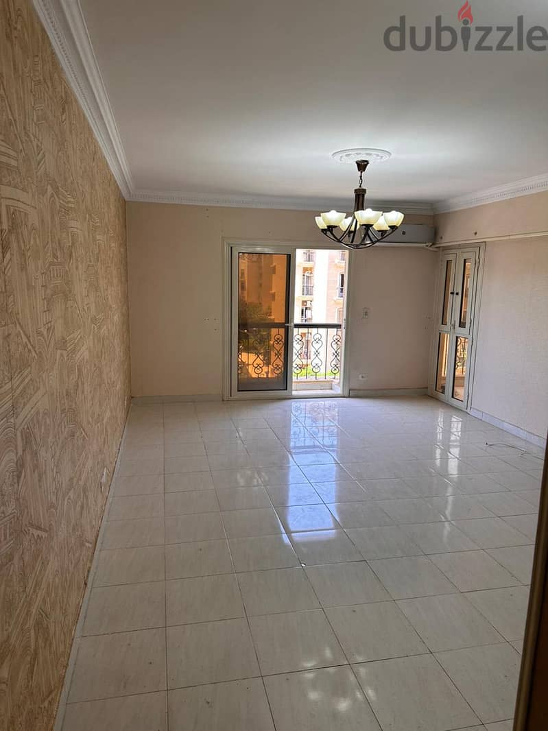 99 sqm apartment for sale at commercial price, square view, kitchen and air conditioners 15