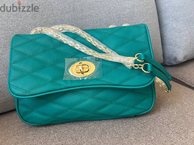Green Oriflame Handbag 1