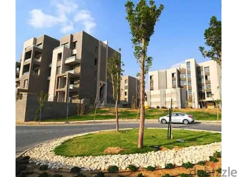Apartment with private garden for sale ready to move in Palm Hills New Cairo 3