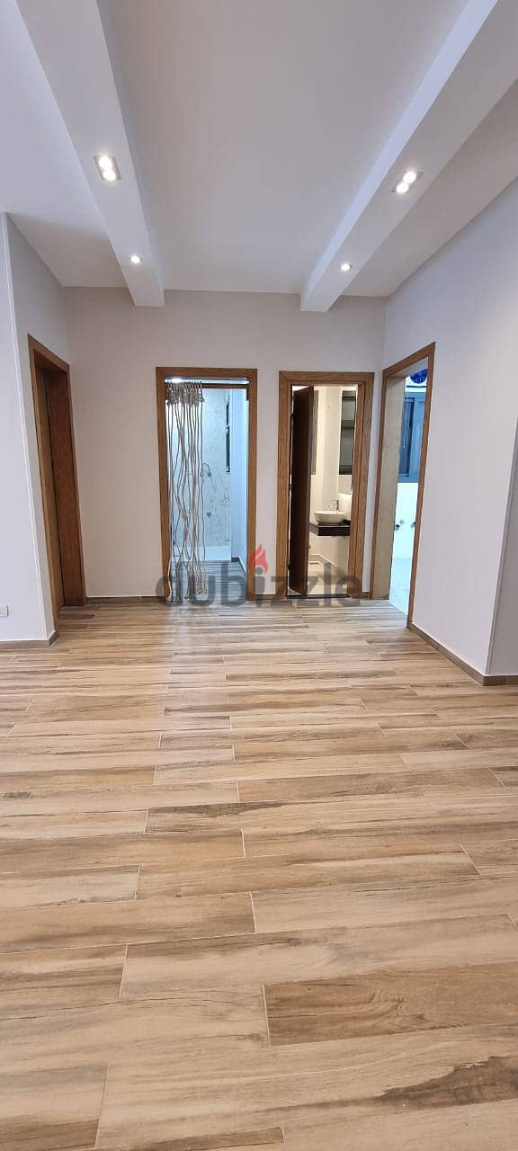 Apart 3 bedrooms - Frist Use - Prime Location -V Residence New Cairo 6