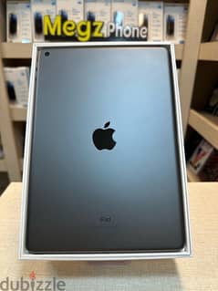 iPad 9 64giga WiFi  في ضمان آبل بطارية ١٠٠