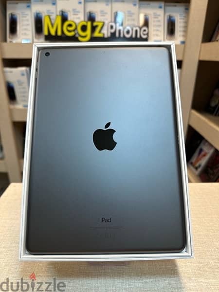 iPad 9 64giga WiFi  في ضمان آبل بطارية ١٠٠ 0