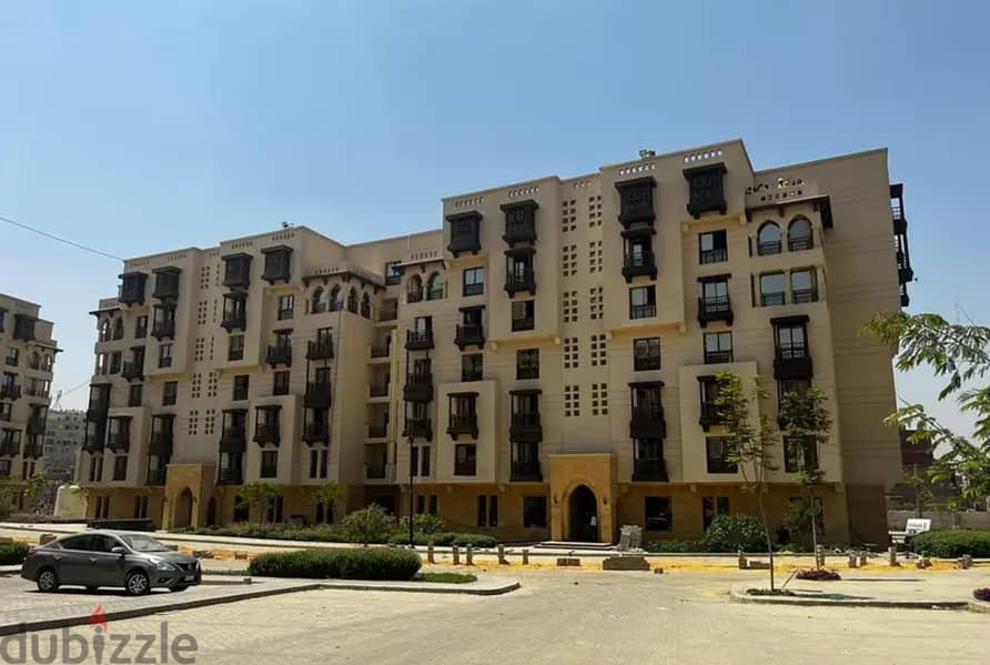 شقة مميزة متشطبة بالكامل على صلاح سالم مباشرة استلام فوري للبيع بالتقسيط في الفسطاط الجديدة ؛ وسط القاهرة 4