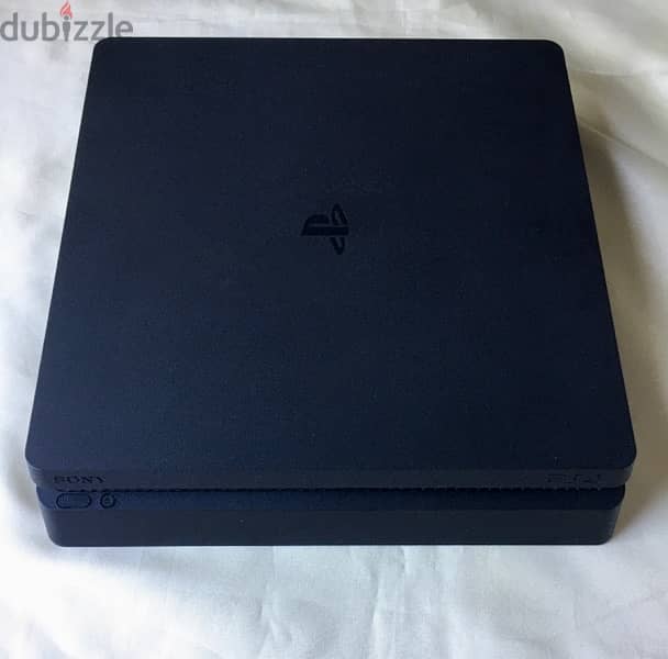 PlayStation 4 slim 1TB بلايستيشن ٤ سليم 1