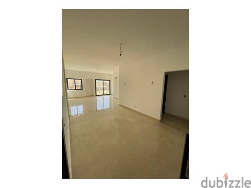 Fully finished private roof penthouse with the largest open view and landscape, ready to move 4