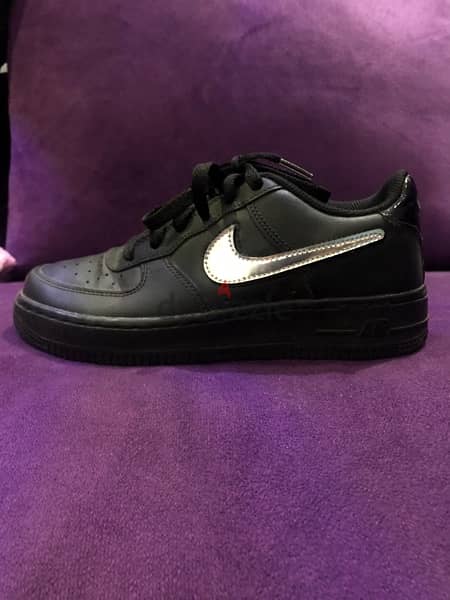 Nike Air Force 1 low’07 removable swoosh 1