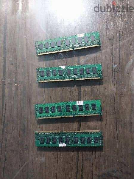 4 Sticks DDR3 RAM 2GB 1