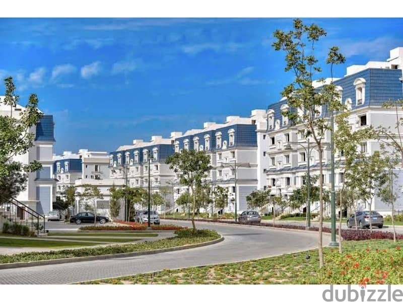 For sale, 3-bedroom corner apartment with down payment and installments, View Landscape in Mountain View, iCity 10