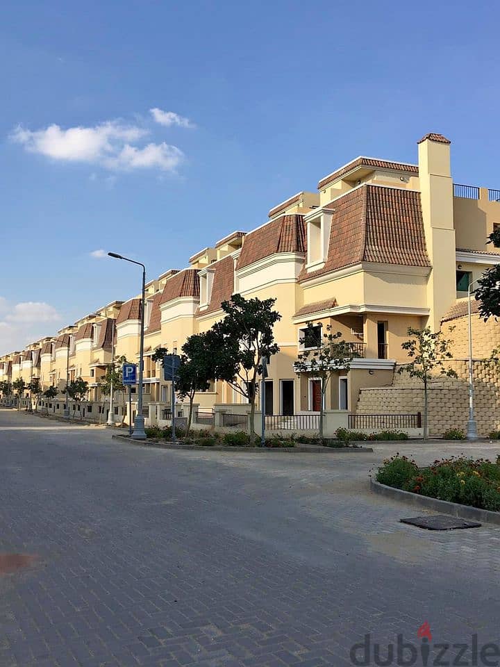 Own a villa for a down payment of 1,580,000 EGP, just minutes away from the Golden Square 4