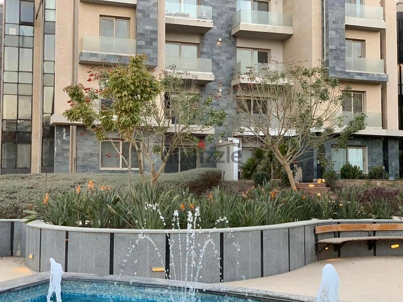Apartment with private garden, immediate receipt, Ready to move in the heart of New Cairo with a 10% down payment in Galleria 7