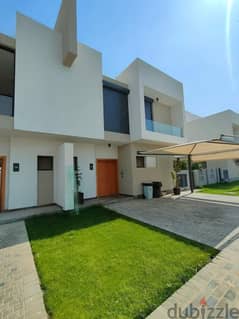 LUXURY Villa for sale in Al Burouj compound old price  فيلا بسعرلقطة للبيع في البروج عالمعاينة 0