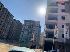 100 M apartment for sale in Zahraa El Maadi inside a full-service compound, 50% down payment and the remaining over two years 0