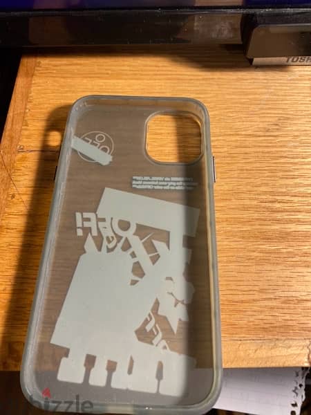 iphone 11 4 covers used for short time and being left 1