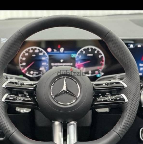 Mercedes-Benz GLA 200 2025 10