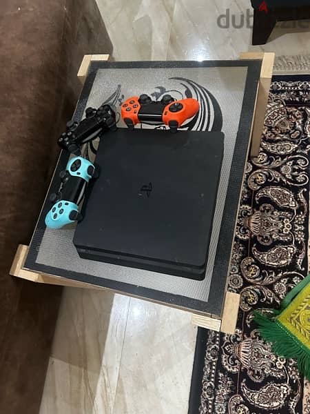 ps4 with 3 original controllers 1